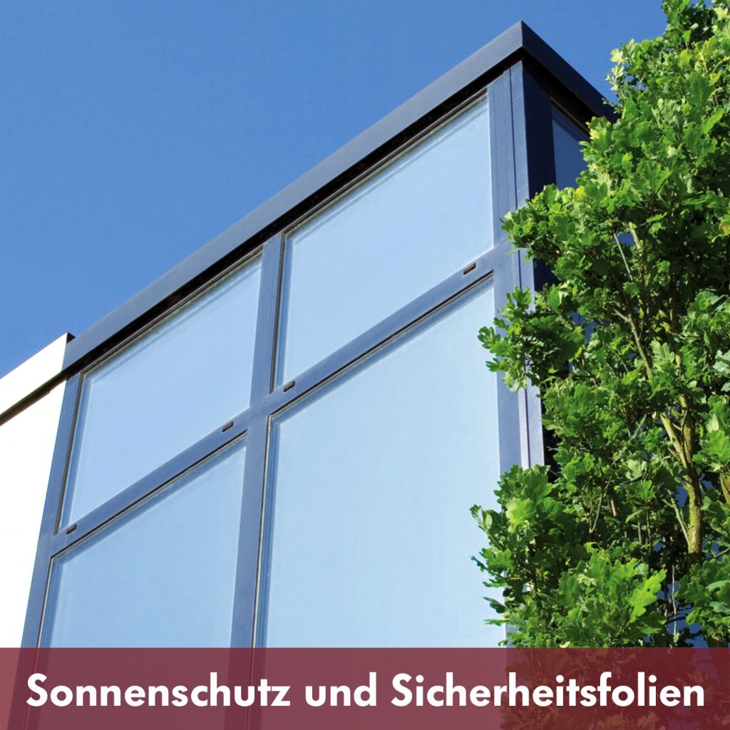 Glaswand eines Bürogebäudes mit Sonnenschutzfolie